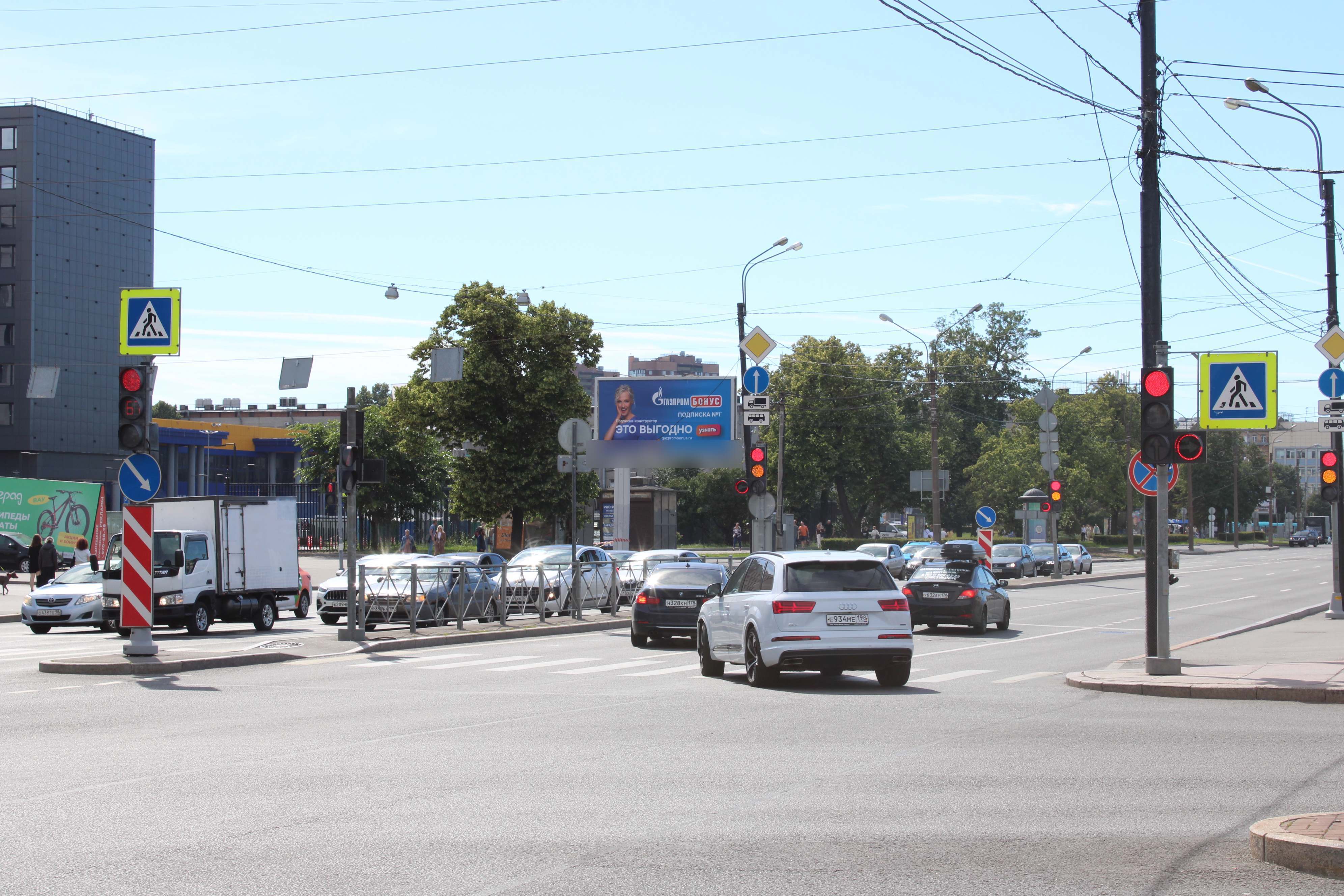 Фотография рекламного носителя, тип: Билборд 3x6, адрес: Обводного канала наб., д.118а Х Варшавская пл., Санкт-Петербург, Россия. Сторона Б №673153