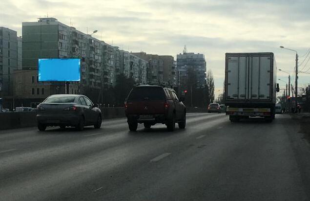 Фотография рекламного носителя, тип: Билборд 3x6, адрес: Малиновского ул., д.48Б, Ростов-на-Дону, Ростовская область, Россия. Сторона Б №982108