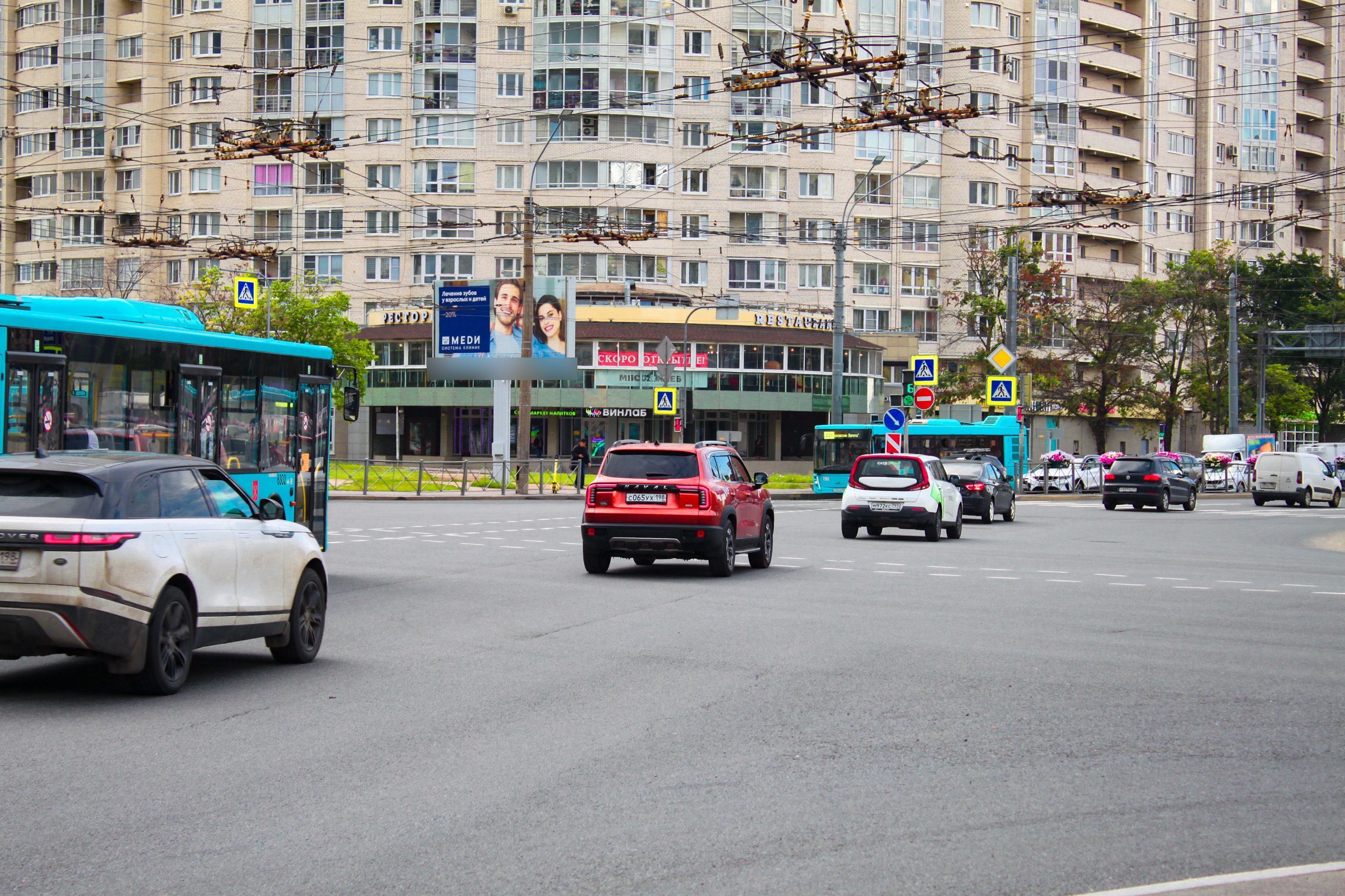 Фотография рекламного носителя, тип: Билборд 3x6, адрес: Ленинский пр-т. Х Маршала Жукова пр-т., д.41, Санкт-Петербург, Россия. Сторона Б №119483