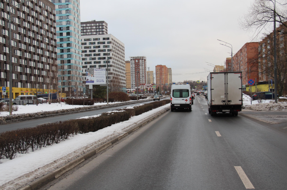 Фотография рекламного носителя, тип: Ситиборд 2.7x3.7, адрес: Юбилейная ул., д.4, Мытищи, Московская область, Россия. Сторона Б №991738