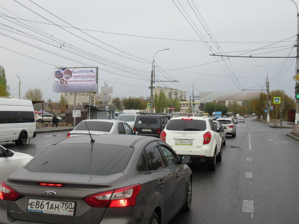 Фотография рекламного носителя, тип: Билборд 3x6, адрес: Еременко ул., д.43, Волгоград, Волгоградская область, Россия. Сторона Б12 №111356