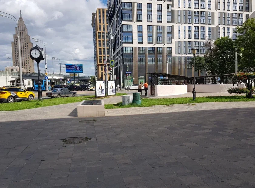 Фотография рекламного носителя, тип: Афиша 1.75x1.8, адрес: Ленинградский пр-т., д.33, корп.2, стенд 2, Москва, Россия. Сторона B №618464