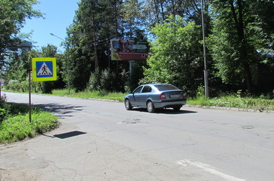 Фотография рекламного носителя, тип: Билборд 3x6, адрес: Ильича ул., д.10, Нижняя Тура, Свердловская область, Россия. Сторона A №91312