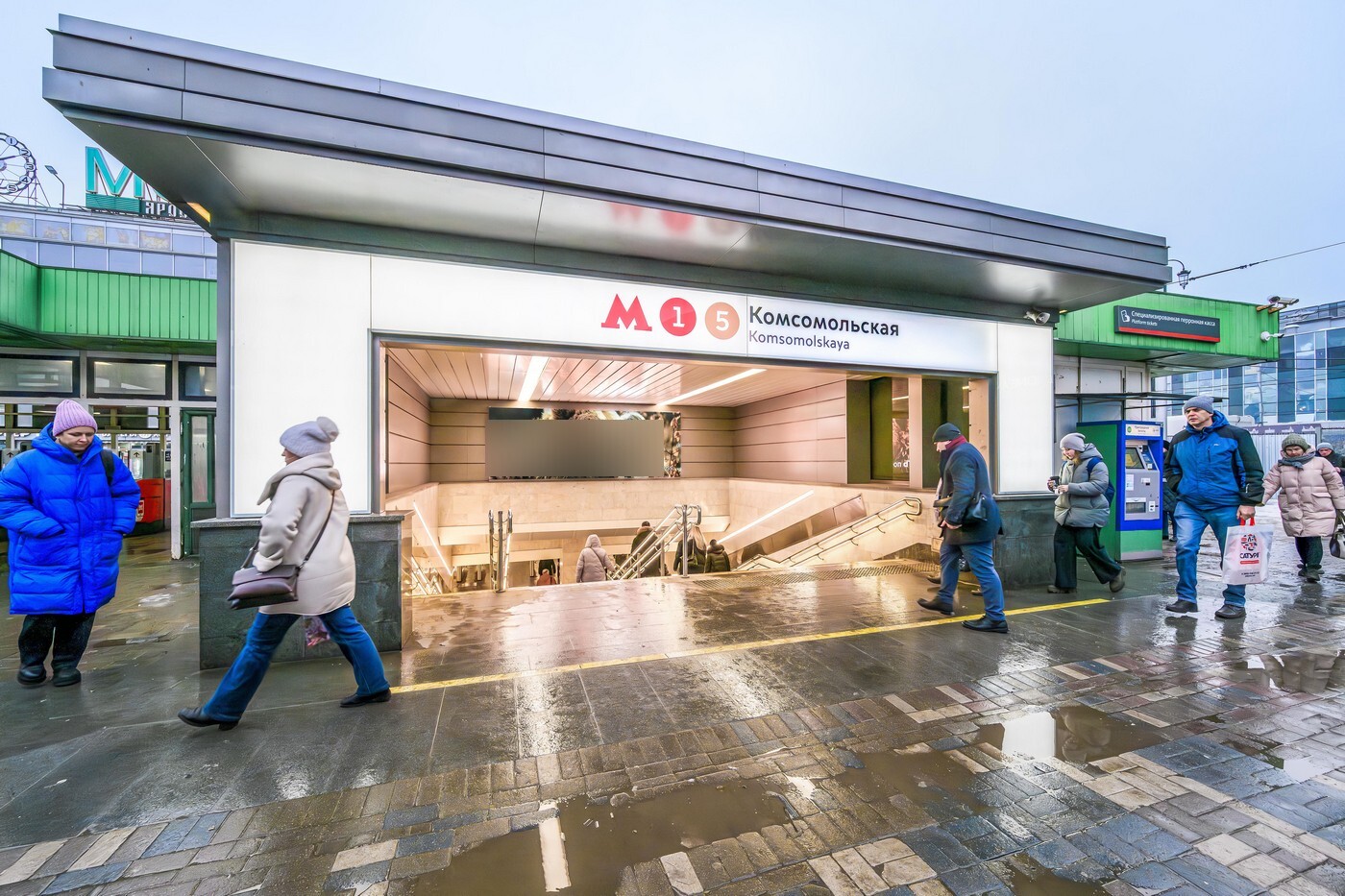 Фотография рекламного носителя, тип: Видеоэкран, адрес: ЖД вокзал «Ярославский», Комсомольская пл., д.5, Москва, Россия. Сторона/вариант A1 №1060651