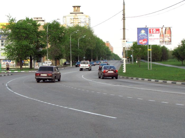 Фотография рекламного носителя, тип: Билборд 3x6, адрес: Борисовские пруды ул., д.1, Москва, Россия. Сторона A №61809