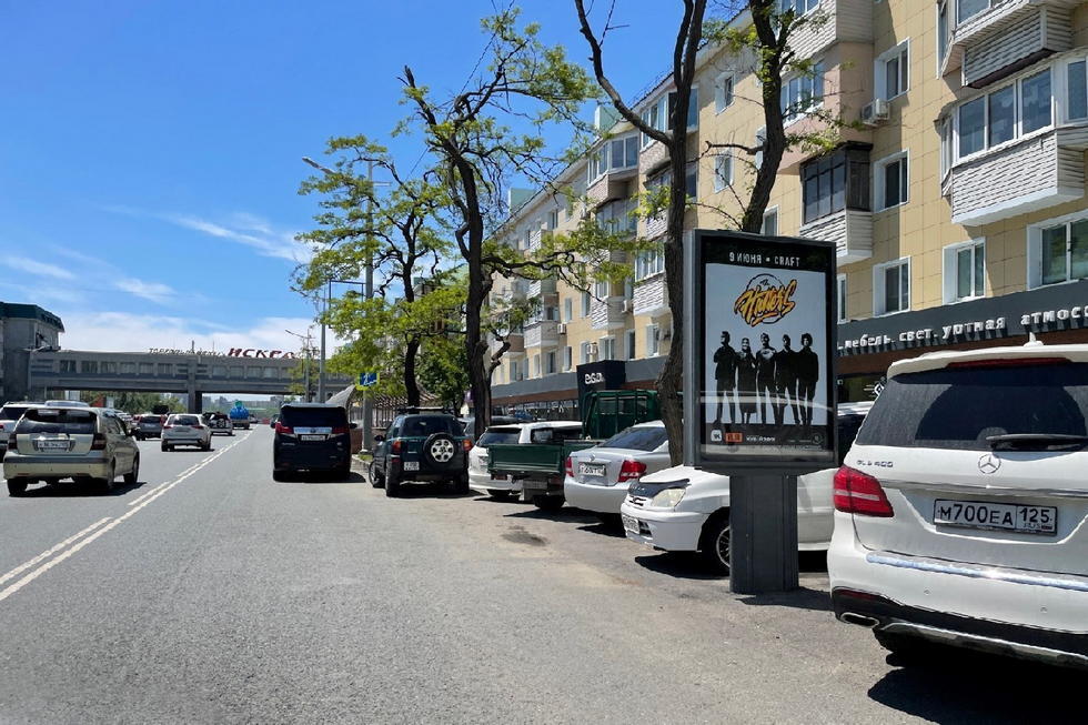 Фотография рекламного носителя, тип: Ситиформат 1.8x1.2, адрес: 100 лет Владивостоку пр-т., д.47, Владивосток, Приморский край, Россия. Сторона А №158091