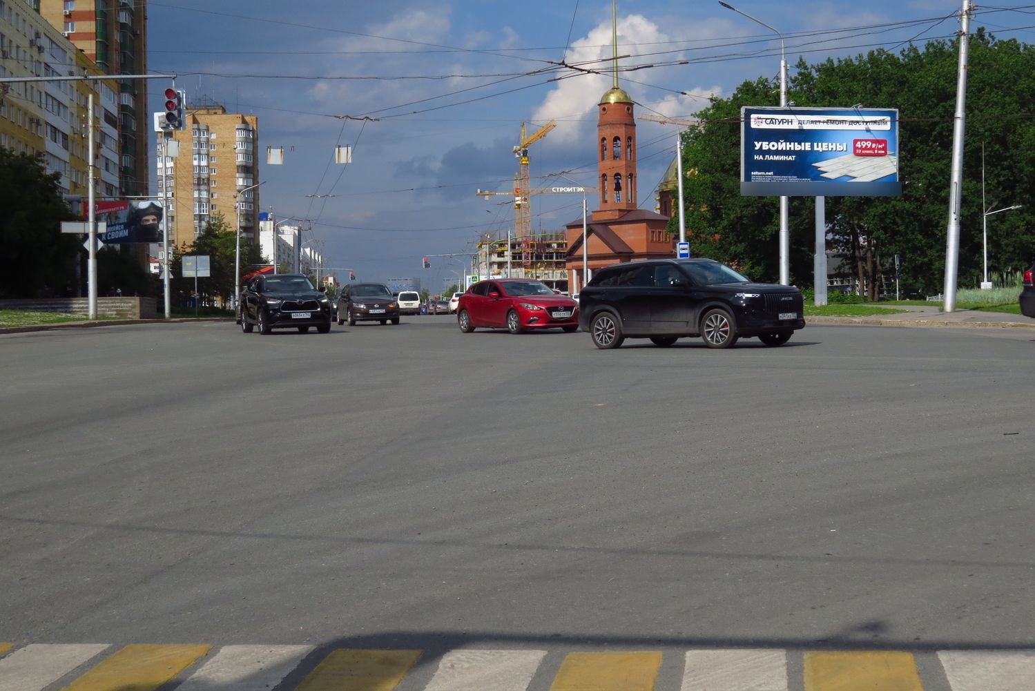 Фотография рекламного носителя, тип: Билборд 3x6, адрес: Комсомольская ул., рядом с АЗС №1, Уфа, Республика Башкортостан, Россия. Сторона А №91908