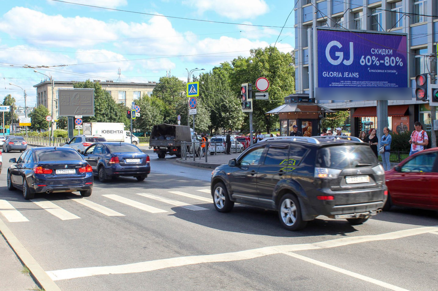 Фотография рекламного носителя, тип: Билборд 3x6, адрес: Обводного канала наб., д.122 X Балтийского вокзала пл., Санкт-Петербург, Россия. Сторона А №120189