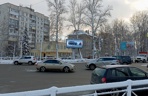 Фотография рекламного носителя, тип: Билборд 3x6, адрес: Октябрьская ул. Х Белова ул., Великий Новгород, Новгородская область, Россия. Сторона A1-A11 №397668