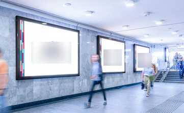 Фотография рекламного носителя, тип: Лайтбокс, адрес: Станция метро «Савёловская», линия Серпуховско-Тимирязевская, Москва, Россия. Сторона/вариант 4 №973447