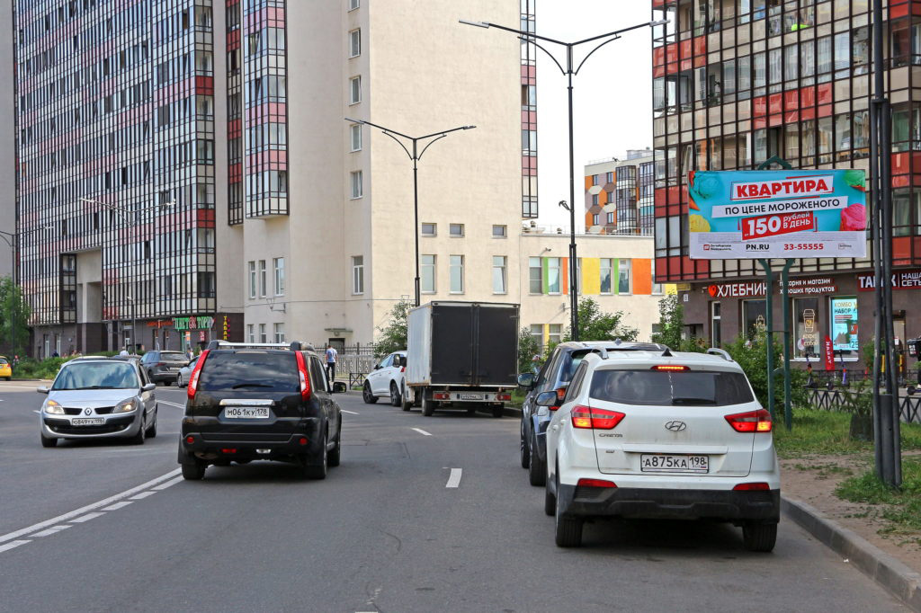 Фотография рекламного носителя, тип: Нестандартный билборд, адрес: Европейский пр-т., д.5, Кудрово, Ленинградская область, Россия. Сторона A №717331
