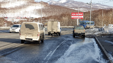 Фотография рекламного носителя, тип: Билборд 3x6, адрес: Циолковского пр-т., д.17, н-в., Петропавловск-Камчатский, Камчатский край, Россия. Сторона Б №1370861