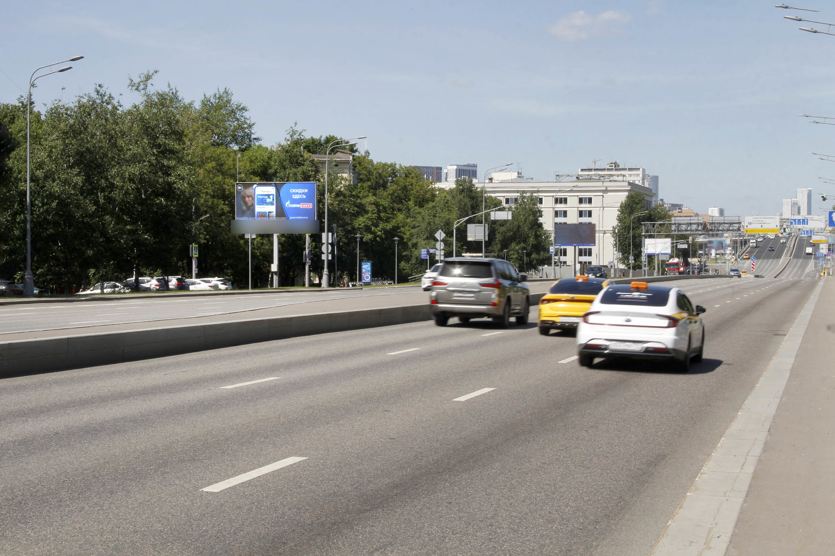 Фотография рекламного носителя, тип: Билборд 3x6, адрес: Звенигородское ш., д.13, Москва, Россия. Сторона Б1 №79798