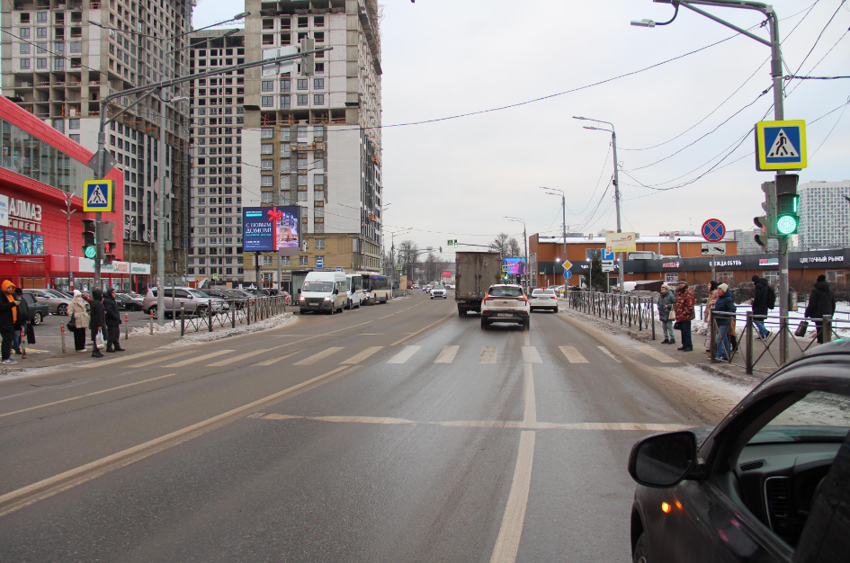 Фотография рекламного носителя, тип: Ситиборд 2.7x3.7, адрес: Шараповский пр-зд., вл.2, Мытищи, Московская область, Россия. Сторона Б1 №113105