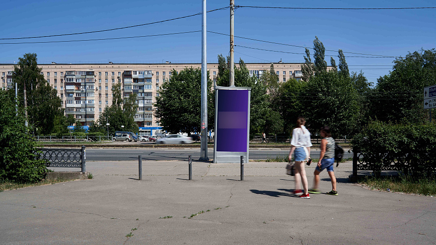 Фотография рекламного носителя, тип: Пиллар 3x1.4, адрес: Декабристов ул., д.178А, Казань, Республика Татарстан, Россия. Сторона C №686093