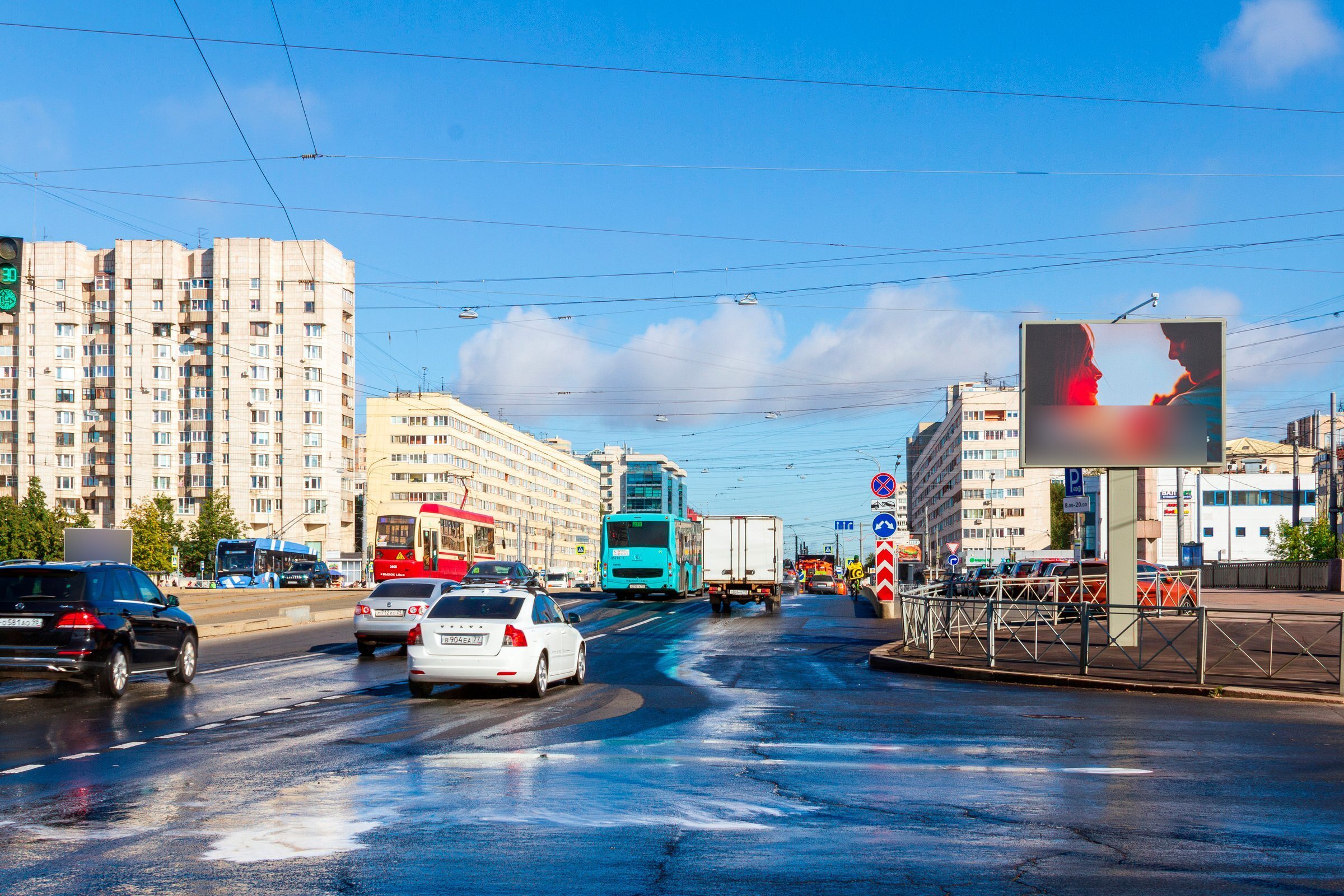 Фотография рекламного носителя, тип: Ситиборд 2.7x3.7, адрес: Беринга ул. Х Наличная ул., Санкт-Петербург, Россия. Сторона А1 №108860