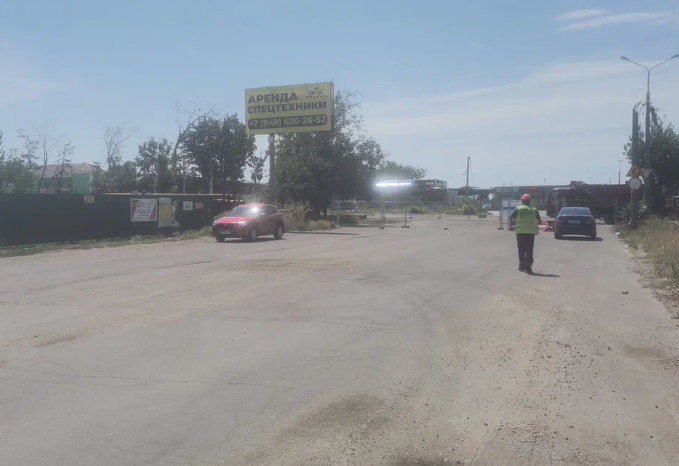 Фотография рекламного носителя, тип: Билборд 3x6, адрес: Победы пр-т. Х Миклухо-Маклая ул., Мариуполь, Донецкая область, Россия. Сторона Б №1327274