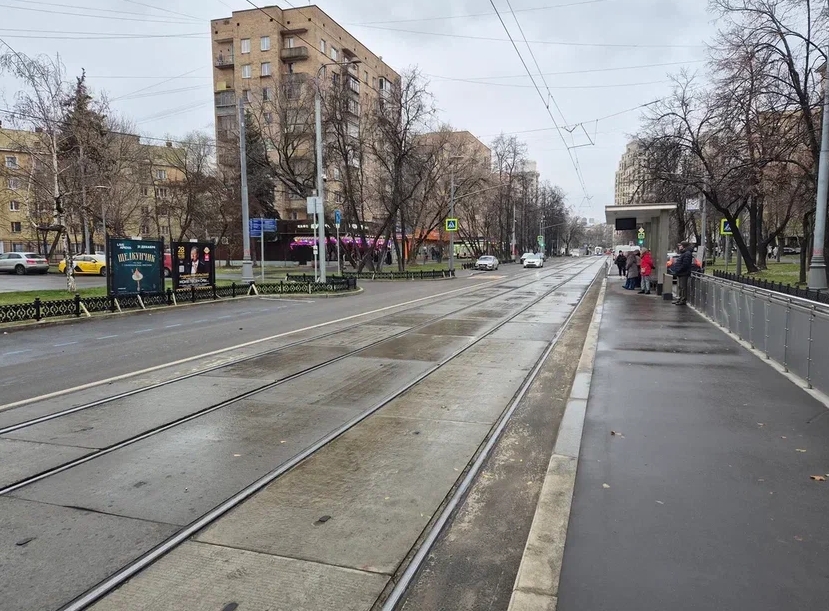 Фотография рекламного носителя, тип: Афиша 1.75x1.8, адрес: Шаболовка ул. , д.61, стенд 2, Москва, Россия. Сторона A №883892