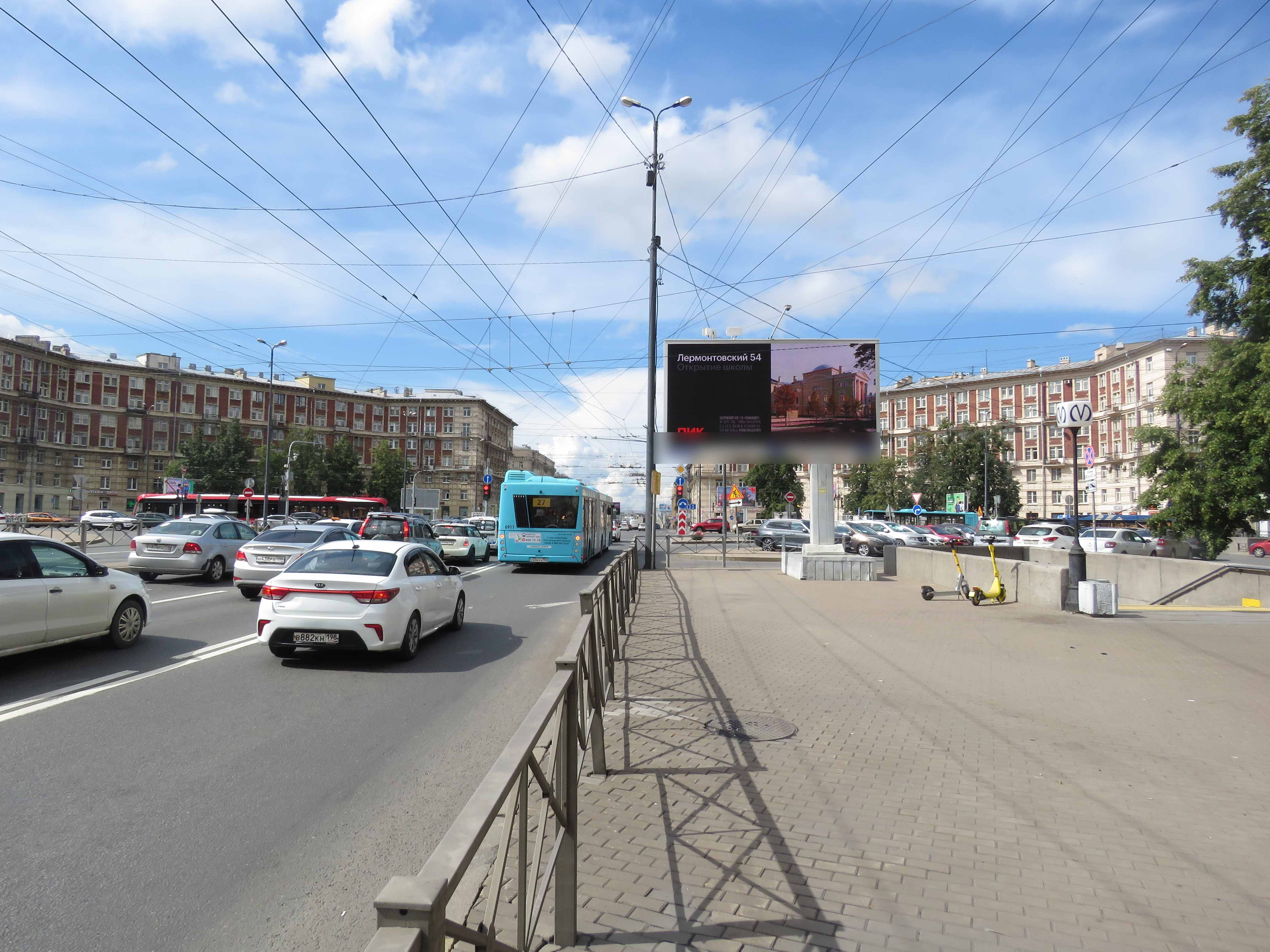 Фотография рекламного носителя, тип: Билборд 3x6, адрес: Заневская пл. Х Заневский пр-т., д.26, Санкт-Петербург, Россия. Сторона А1 №106073