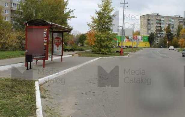 Фотография рекламного носителя, тип: Остановка 1.8x1.2, адрес: Кленовая ул., ЛД "Кристалл", Муром, Владимирская область, Россия. Сторона А №1335655