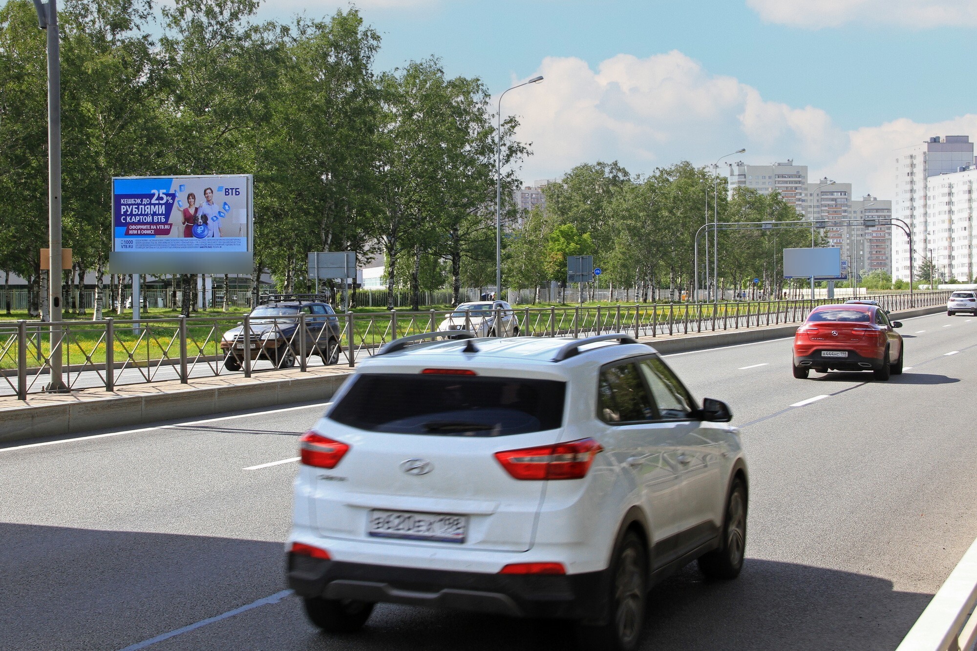 Фотография рекламного носителя, тип: Билборд 3x6, адрес: Приморское ш. Х Яхтенная ул., д.12, Санкт-Петербург, Россия. Сторона Б1 №153561