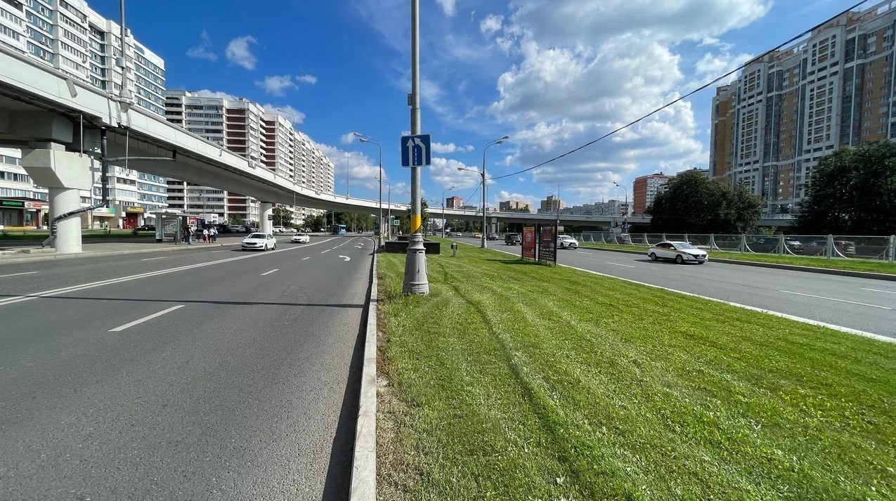 Фотография рекламного носителя, тип: Афиша 1.75x1.8, адрес: Рублевское ш., д.16, стенд 1, Москва, Россия. Сторона B №619001