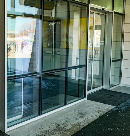 Фотография рекламного носителя, тип: Постер/баннер, адрес: Фитнес-центр «Сервис-центр "Оазис"», Сибирская ул., д.92, Красноярск, Красноярский край, Россия. Сторона/вариант №1398580