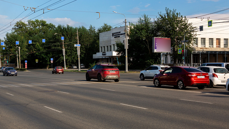 Фотография рекламного носителя, тип: Ситиборд 2.7x3.7, адрес: Ленина пр-т., д.9, Челябинск, Челябинская область, Россия. Сторона A1-А3 №954214