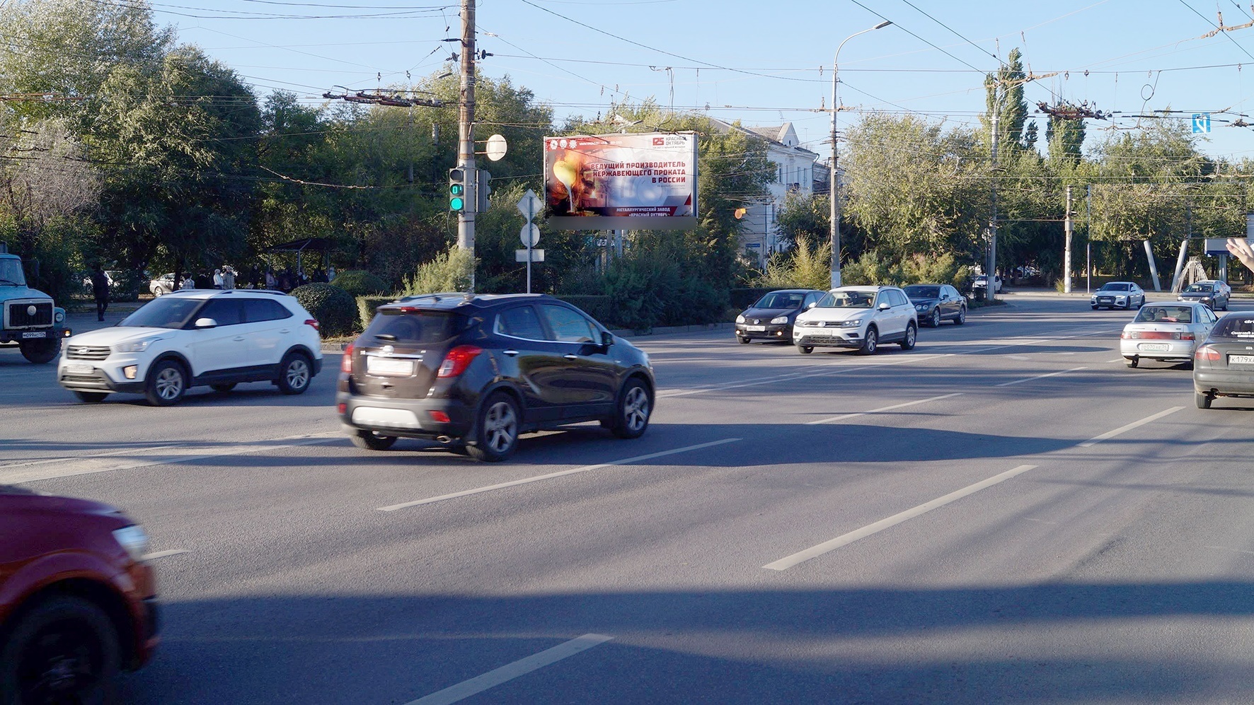 Фотография рекламного носителя, тип: Билборд 3x6, адрес: Ленина пр-т. Х Возрождения пл., поворот на ТРК "Мармелад", Волгоград, Волгоградская область, Россия. Сторона Б №1327103