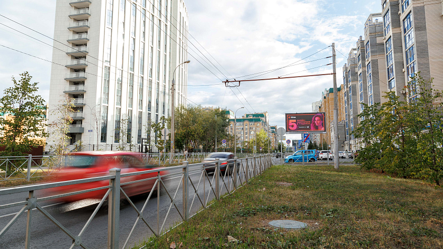 Фотография рекламного носителя, тип: Билборд 3x6, адрес: Адоратского ул., д.3, Казань, Республика Татарстан, Россия. Сторона А №761137