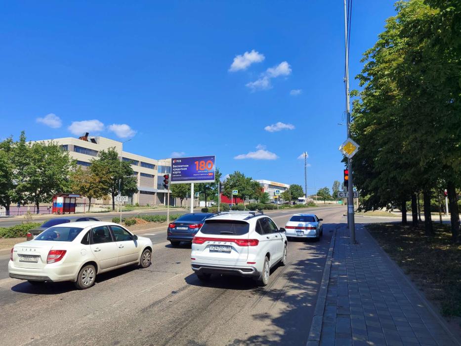 Фотография рекламного носителя, тип: Билборд 3x6, адрес: Ленинский пр-т. X Аравийская ул., Донецк, Донецкая область, Россия. Сторона A1-A10 №1398434