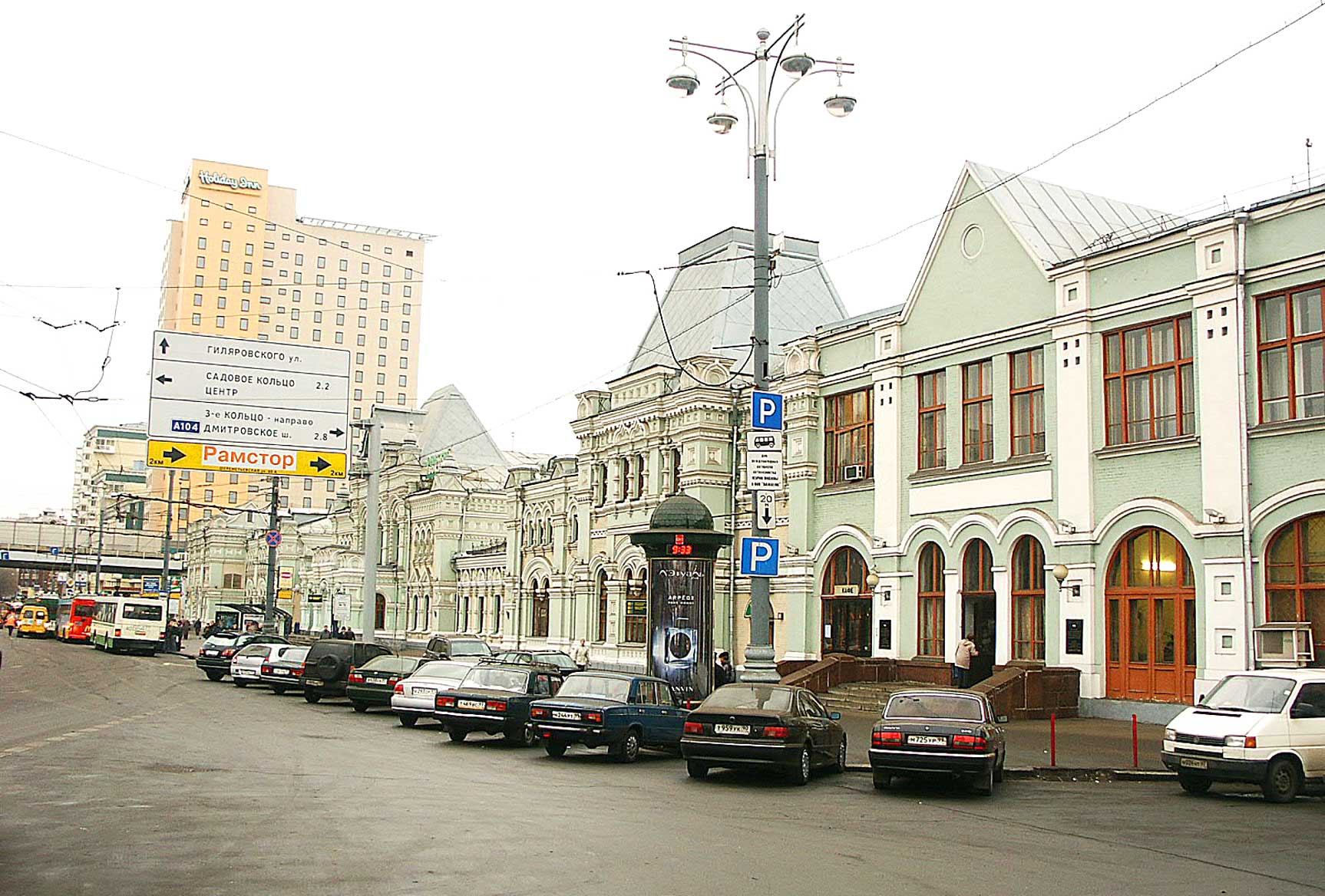 Фотография рекламного носителя, тип: Пиллар 3x1.4, адрес: Рижская пл., Москва, Россия. Сторона A №12126