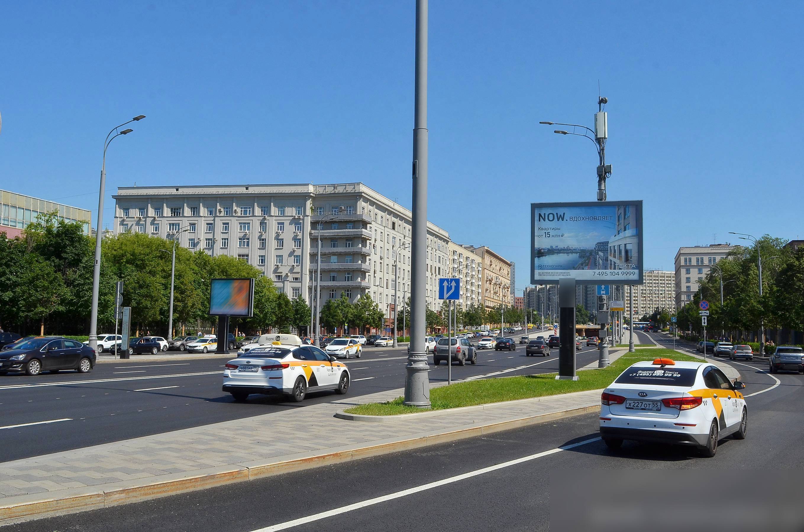 Фотография рекламного носителя, тип: Ситиборд 2.7x3.7, адрес: Крымский Вал ул., д.9, стр.12, Москва, Россия. Сторона А1-А5 №638083