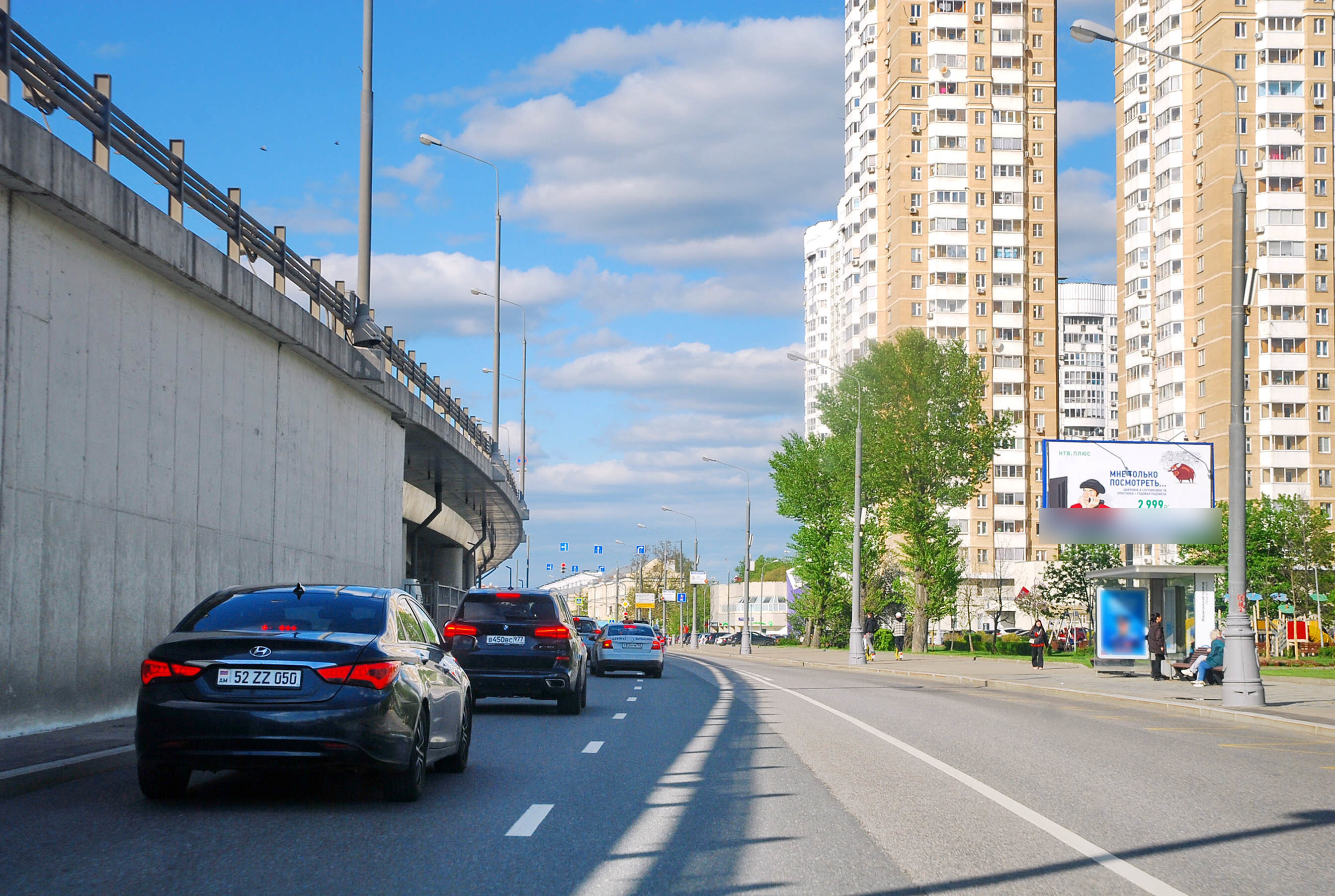 Фотография рекламного носителя, тип: Билборд 3x6, адрес: Ярославское ш., д.120, Москва, Россия. Сторона А №601577