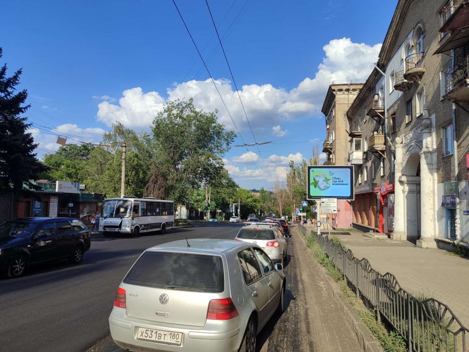 Фотография рекламного носителя, тип: Ситиборд 2.7x3.7, адрес: Куприна ул., д.42, Донецк, Донецкая область, Россия. Сторона A1-A10 №1404022