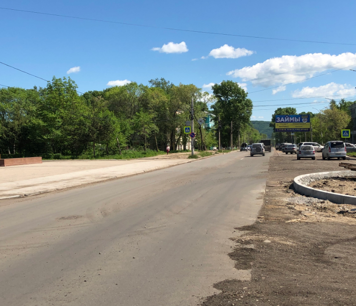 Фотография рекламного носителя, тип: Билборд 3x6, адрес: Советская ул., д.1, Комсомольск-на-Амуре, Хабаровский край, Россия. Сторона А №843008