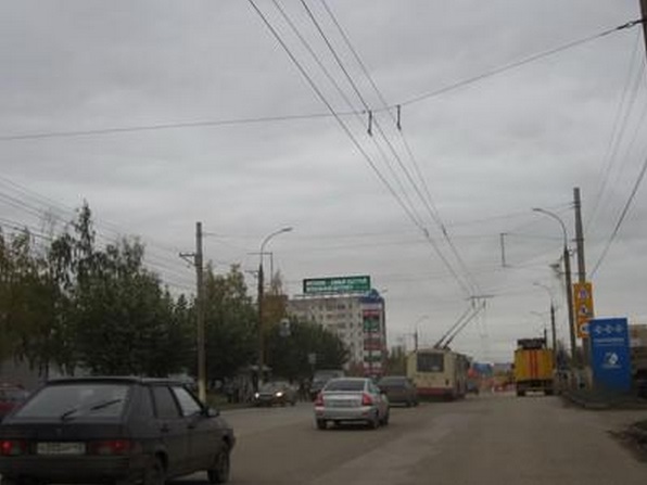 Фотография рекламного носителя, тип: Крышная установка, адрес: Воровского ул., д.123, Киров, Кировская область, Россия. Сторона B1-B3 №160323