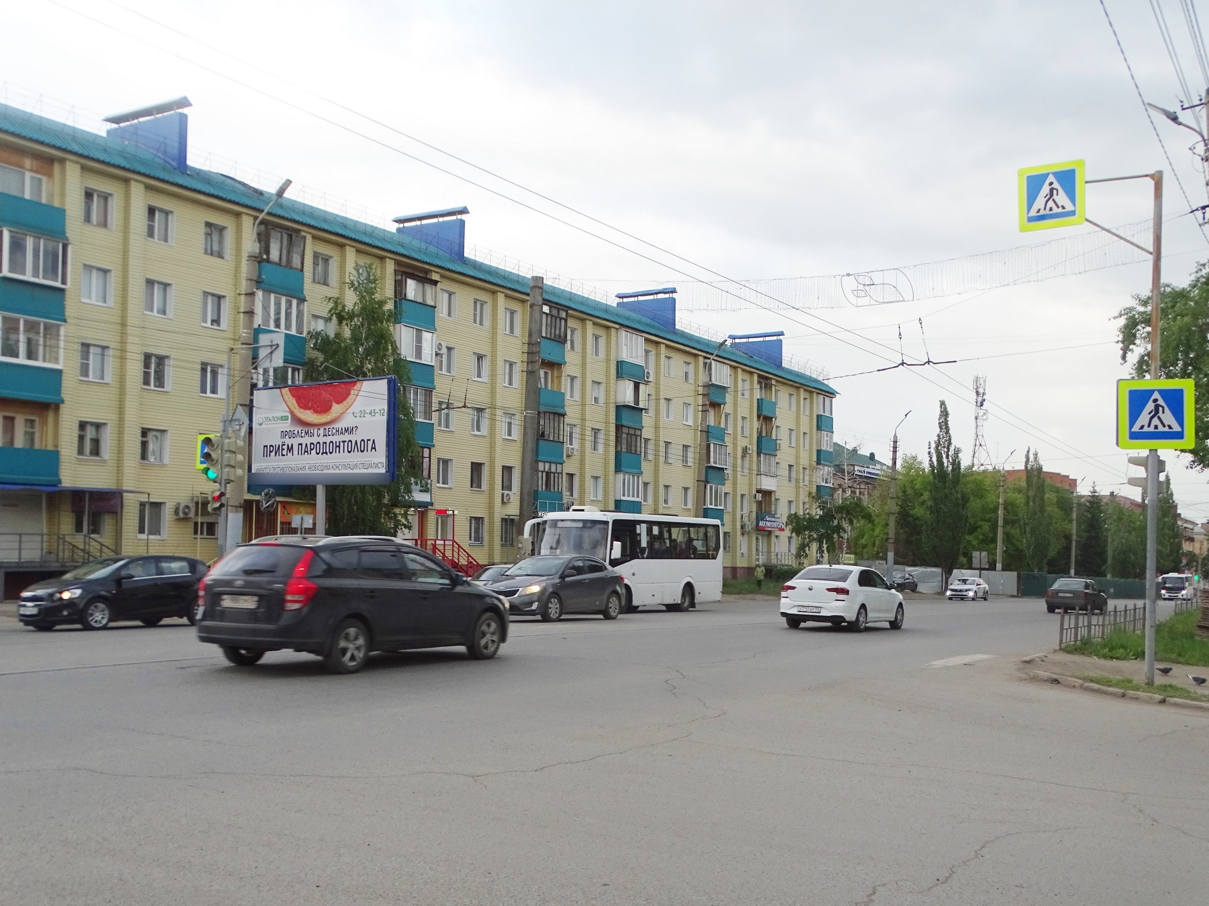 Фотография рекламного носителя, тип: Билборд 3x6, адрес: Нефтезаводская ул., д.8, Омск, Омская область, Россия. Сторона Б №125126