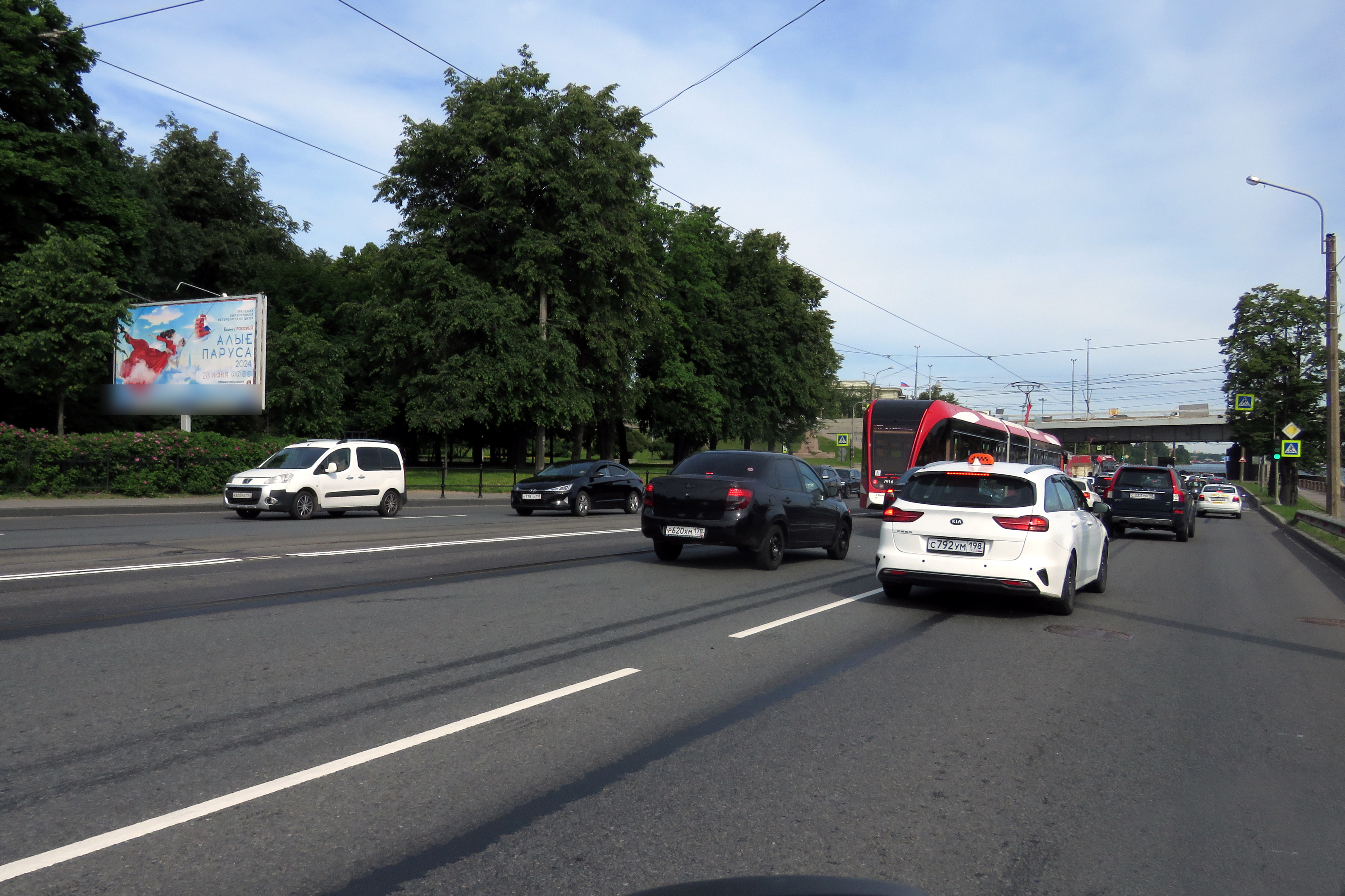 Фотография рекламного носителя, тип: Билборд 3x6, адрес: Обуховской Обороны пр-т. X Ивановская ул. X Володарский мост, Санкт-Петербург, Россия. Сторона Б №120224