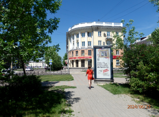 Фотография рекламного носителя, тип: Пиллар 3x1.4, адрес: Карла Маркса ул., Сбербанк, Ангарск, Иркутская область, Россия. Сторона А №159089