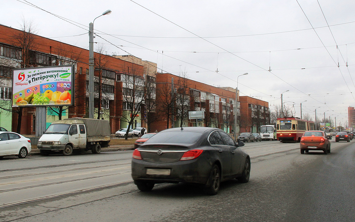 Фотография рекламного носителя, тип: Билборд 3x6, адрес: Науки пр-т., д.44 Х Карпинского ул., Санкт-Петербург, Россия. Сторона B №171510