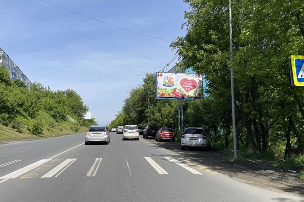 Фотография рекламного носителя, тип: Билборд 3x6, адрес: Красного Знамени пр-т., д.100, Владивосток, Приморский край, Россия. Сторона А №154022