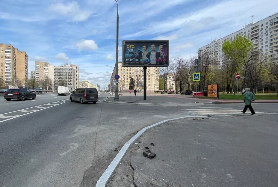 Фотография рекламного носителя, тип: Афиша 1.75x1.8, адрес: Мира пр-т., д.110/2 Х Новоалексеевская ул., стенд 1, Москва, Россия. Сторона A №1381779