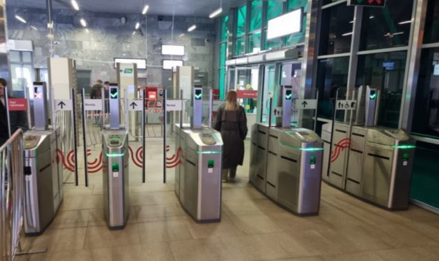 Фотография рекламного носителя, тип: Другой индор-формат, адрес: Станция метро «Деловой Центр», линия Московское Центральное Кольцо, Москва, Россия. Сторона/вариант А №1326961