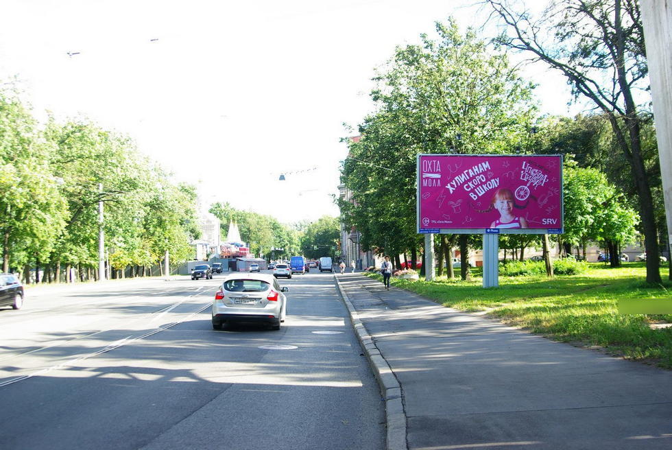 Фотография рекламного носителя, тип: Билборд 3x6, адрес: Обуховской Обороны пр-т., д.20, корп.4 X Финляндский мост, Санкт-Петербург, Россия. Сторона А №120231