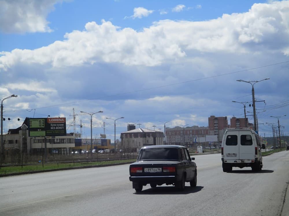 Фотография рекламного носителя, тип: Билборд 3x6, адрес: Уральский пр-т., д.65, Нижний Тагил, Свердловская область, Россия. Сторона В №1429262
