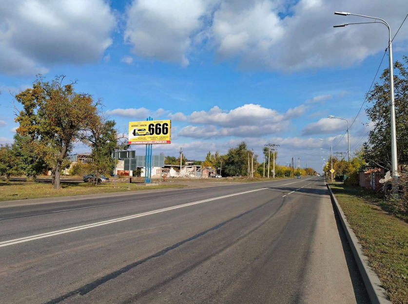 Фотография рекламного носителя, тип: Билборд 3x6, адрес: Таганрогская ул., д.111 Х Единства пр-т., Мариуполь, Донецкая область, Россия. Сторона В №1327262