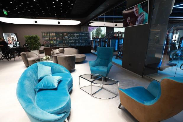 Фотография рекламного носителя, тип: Другой индор-формат, адрес: Фитнес-центр «Crocus Fitness Первый», МКАД 66 000м., ТРК Вегас Крокус Сити, Красногорск, Московская область, Россия. Сторона/вариант №1381247