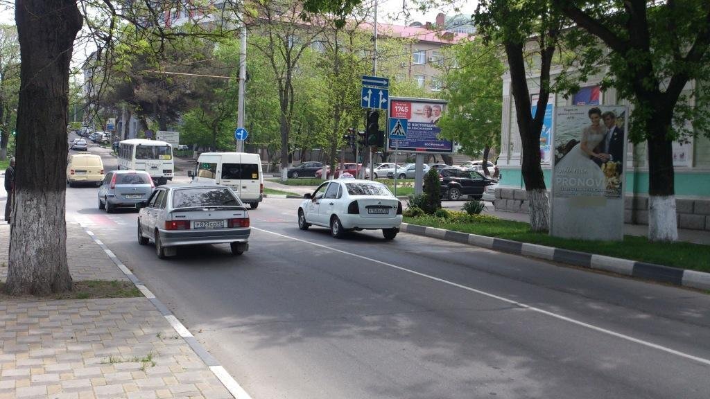 Фотография рекламного носителя, тип: Нестандартный ситиформат, адрес: Советов ул., д.45, Новороссийск, Краснодарский край, Россия. Сторона A №702660