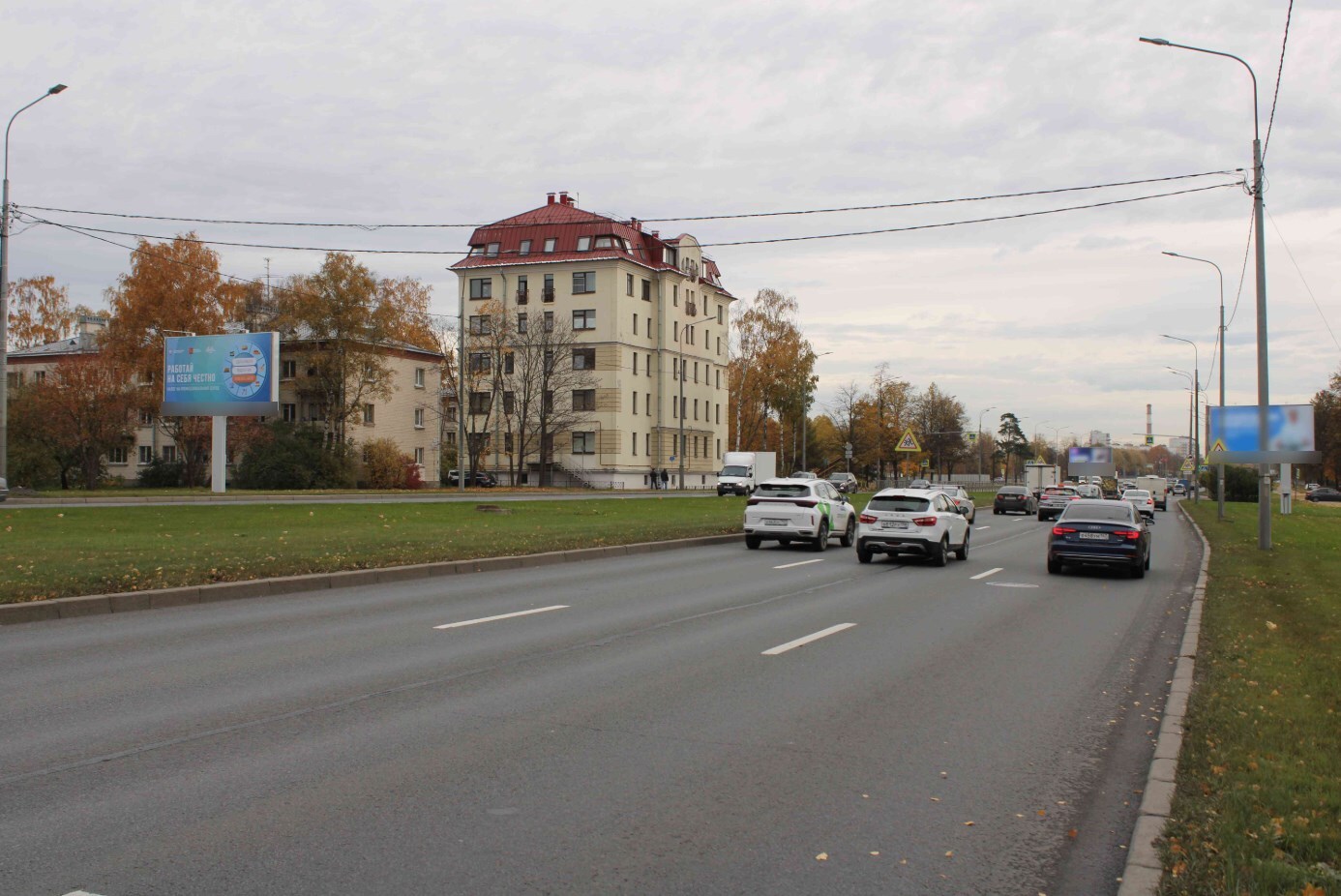 Фотография рекламного носителя, тип: Билборд 3x6, адрес: Непокорённых пр-т., д.64, Санкт-Петербург, Россия. Сторона Б1 №703264